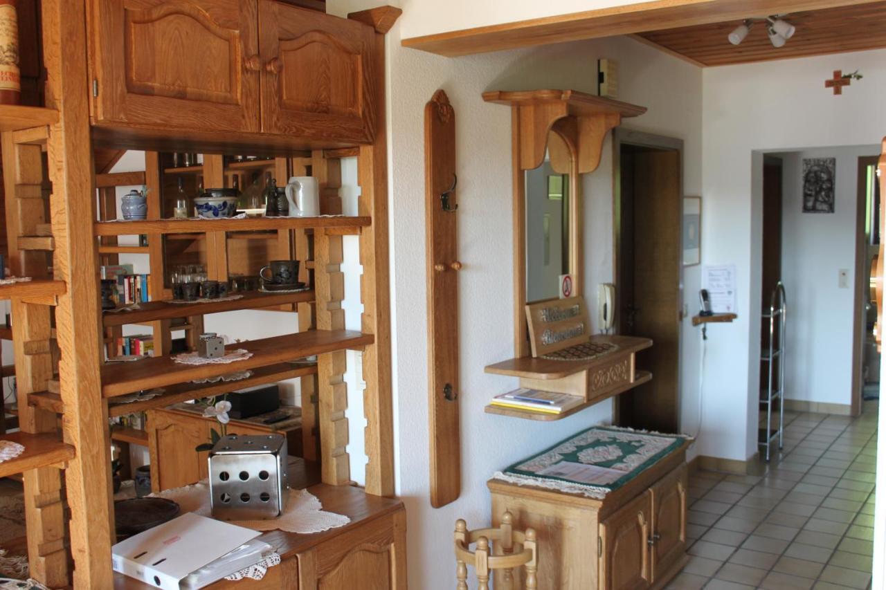 Ferienwohnung Klosterberg Lehmen Bagian luar foto