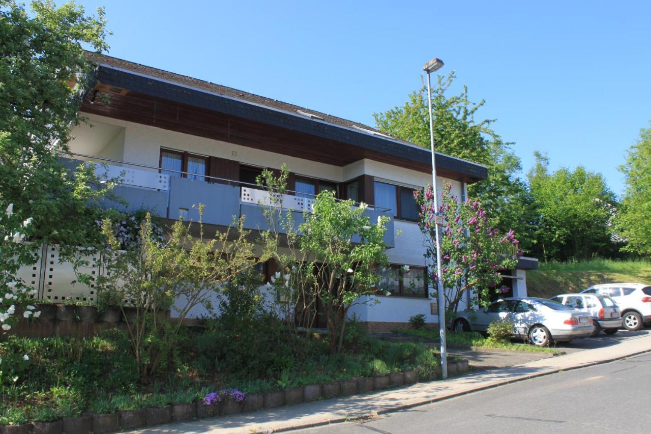Ferienwohnung Klosterberg Lehmen Bagian luar foto